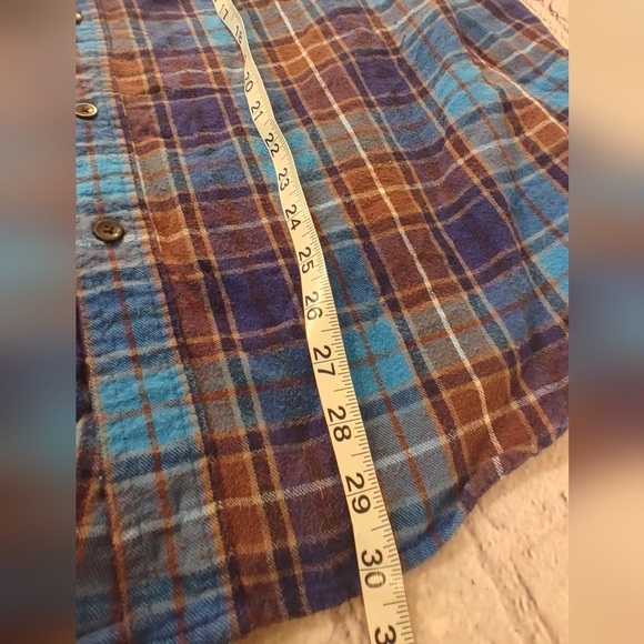 L.L. Bean Mens Vintage Slightly Fitted Plaid Flannel Button Down Purple Brown L - Picture 12 of 13